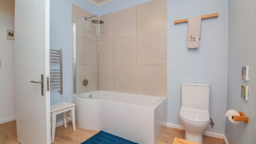 5 Bedroom Property for Sale in Narnia Western Cape